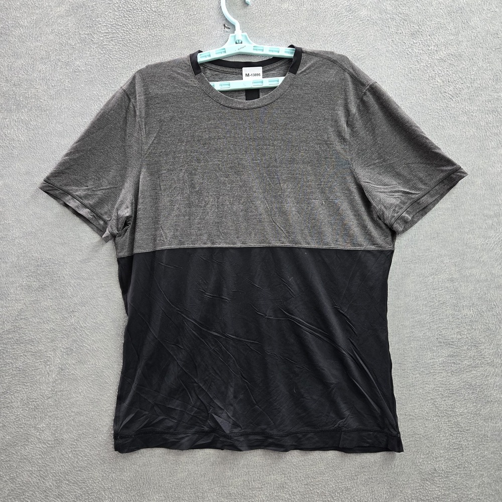 Lululemon Men Shirt XL Gray Colorblock Precise Tech Activewear Logo Short Sleeve
